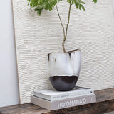 BY HAND curve vase in off-white, small, Mette Ditmer
