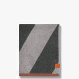 DIAGONAL towel in dark olive, Mette Ditmer