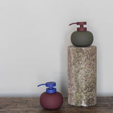 LOTUS PLAY dispenser in wine, low (2 pumps), Mette Ditmer