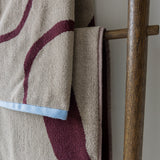 NOVA ARTE towel in wine / sand, Mette Ditmer