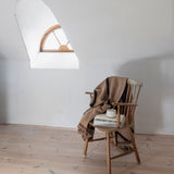 SHADOW throw in latte / black, Mette Ditmer
